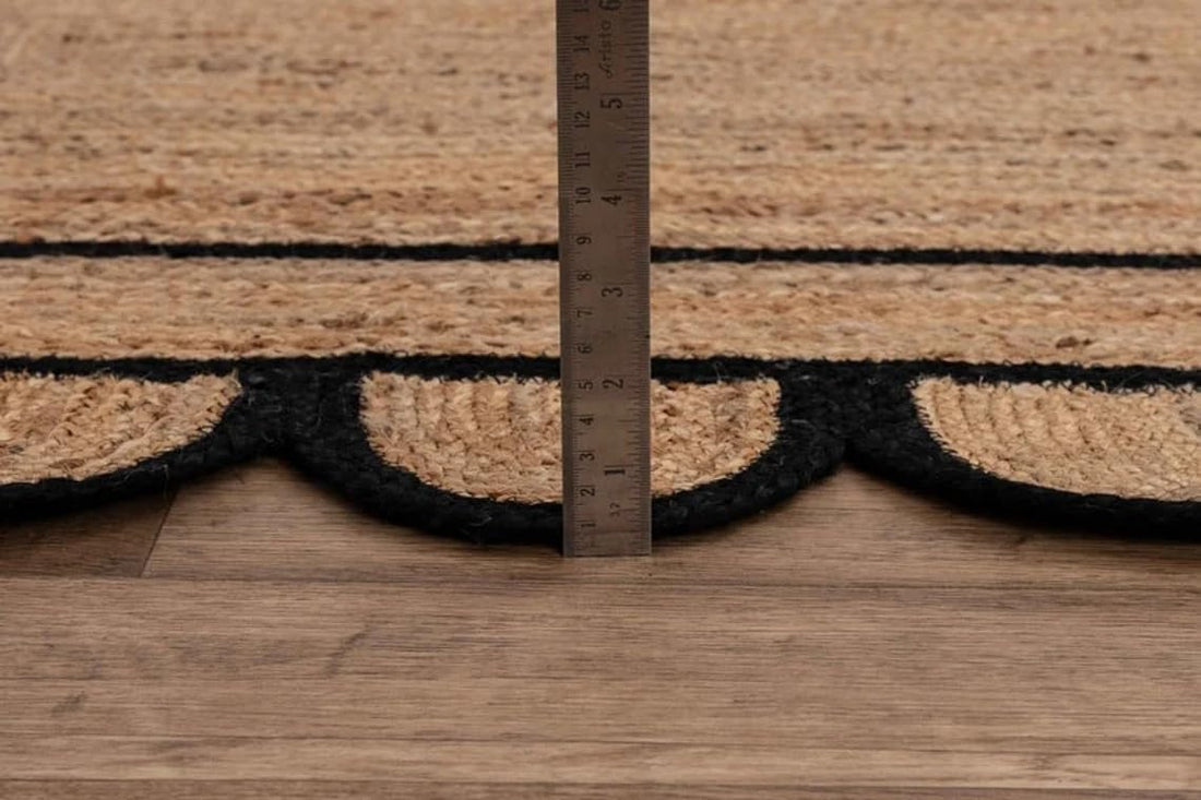 Scalloped Edge Hand Braided Jute Rectangle Rug with Custom Color Border
