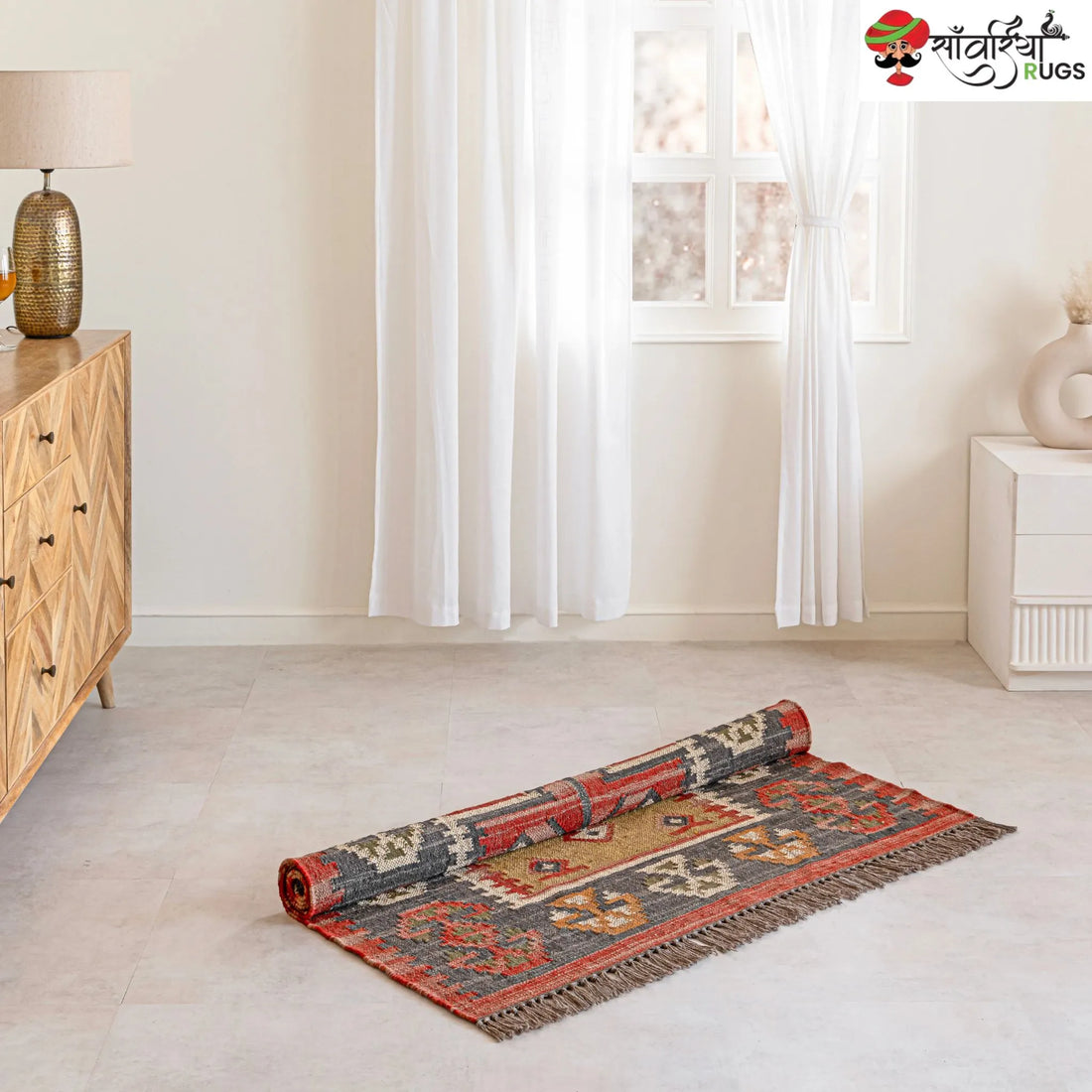 Handwoven Rustic Jute Wool Kilim Area Rug with Geometric Pattern