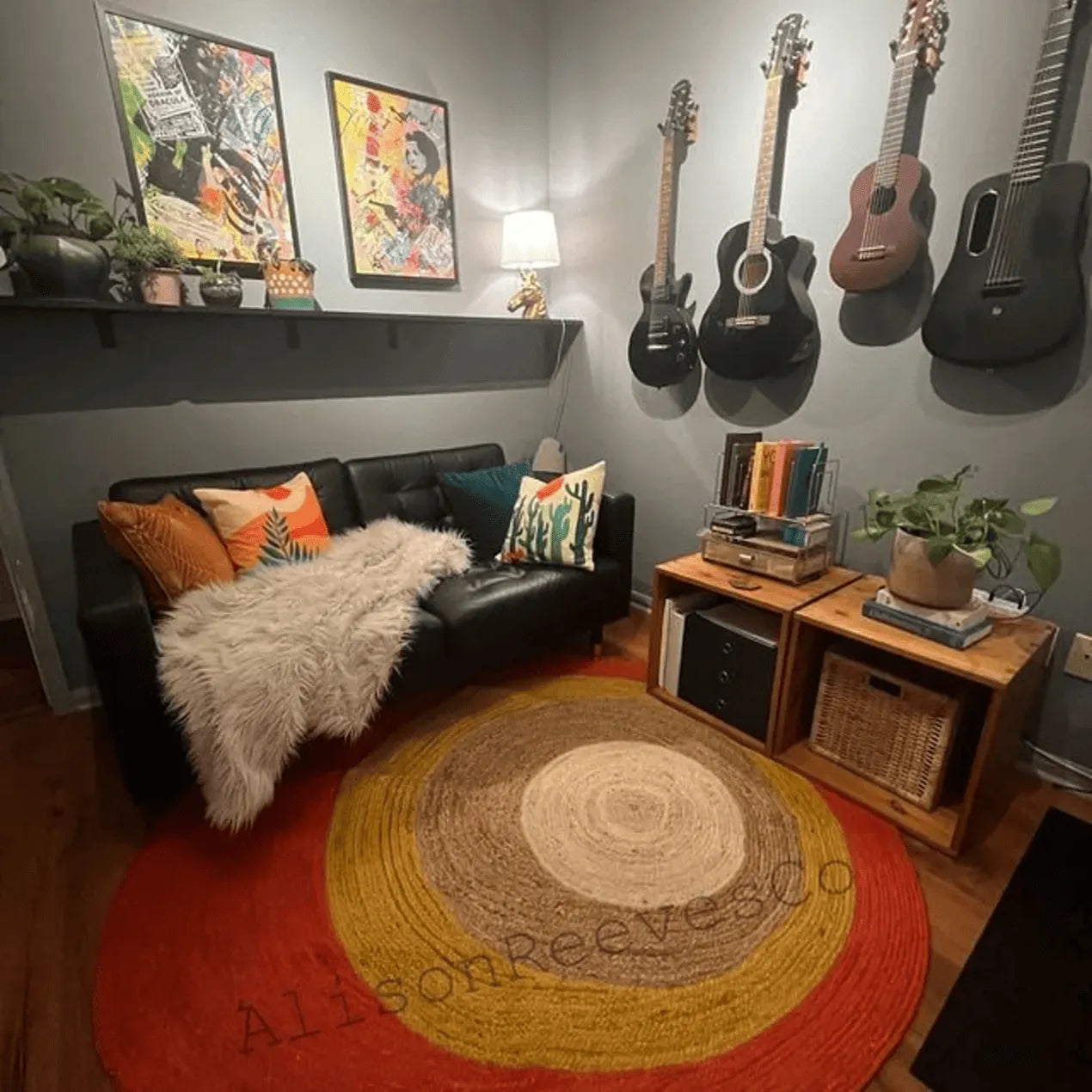 Handwoven Multicolor Gradient Round Jute Rug – Braided Boho Design