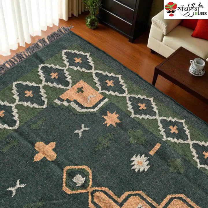 Handwoven Dhurrie Area Rug with Geometric Pattern