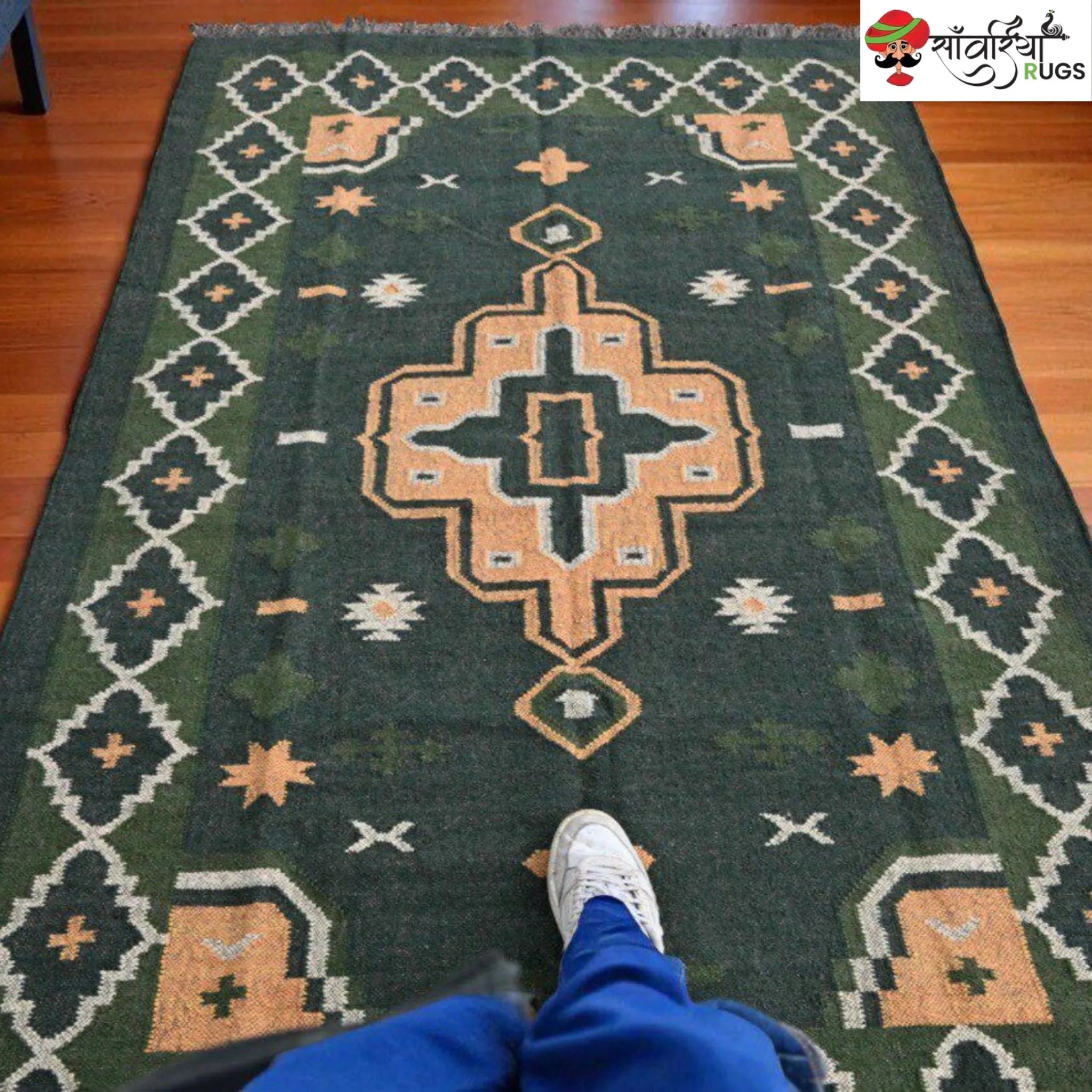 Handwoven Dhurrie Area Rug with Geometric Pattern