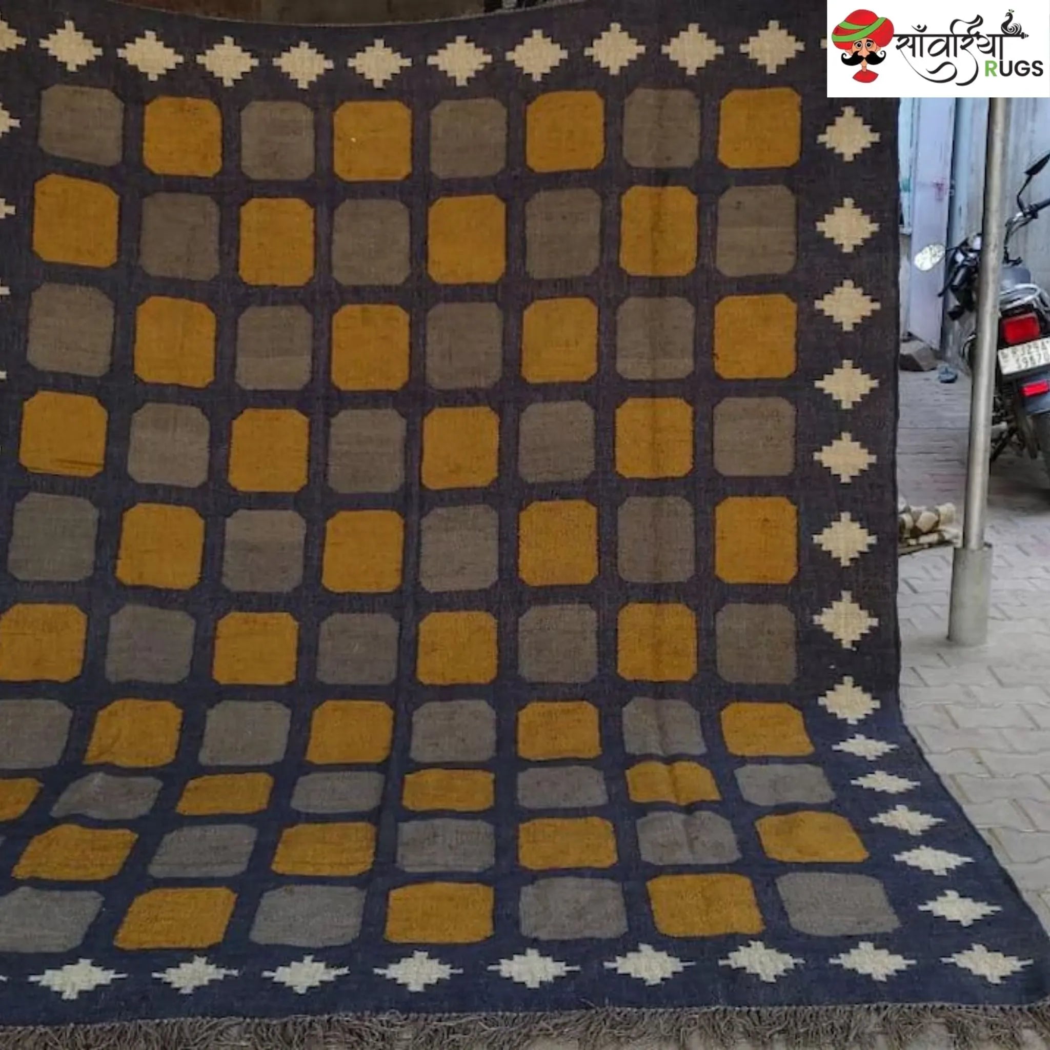 Handwoven Geometric Block Rug – Sanwariya Rugs