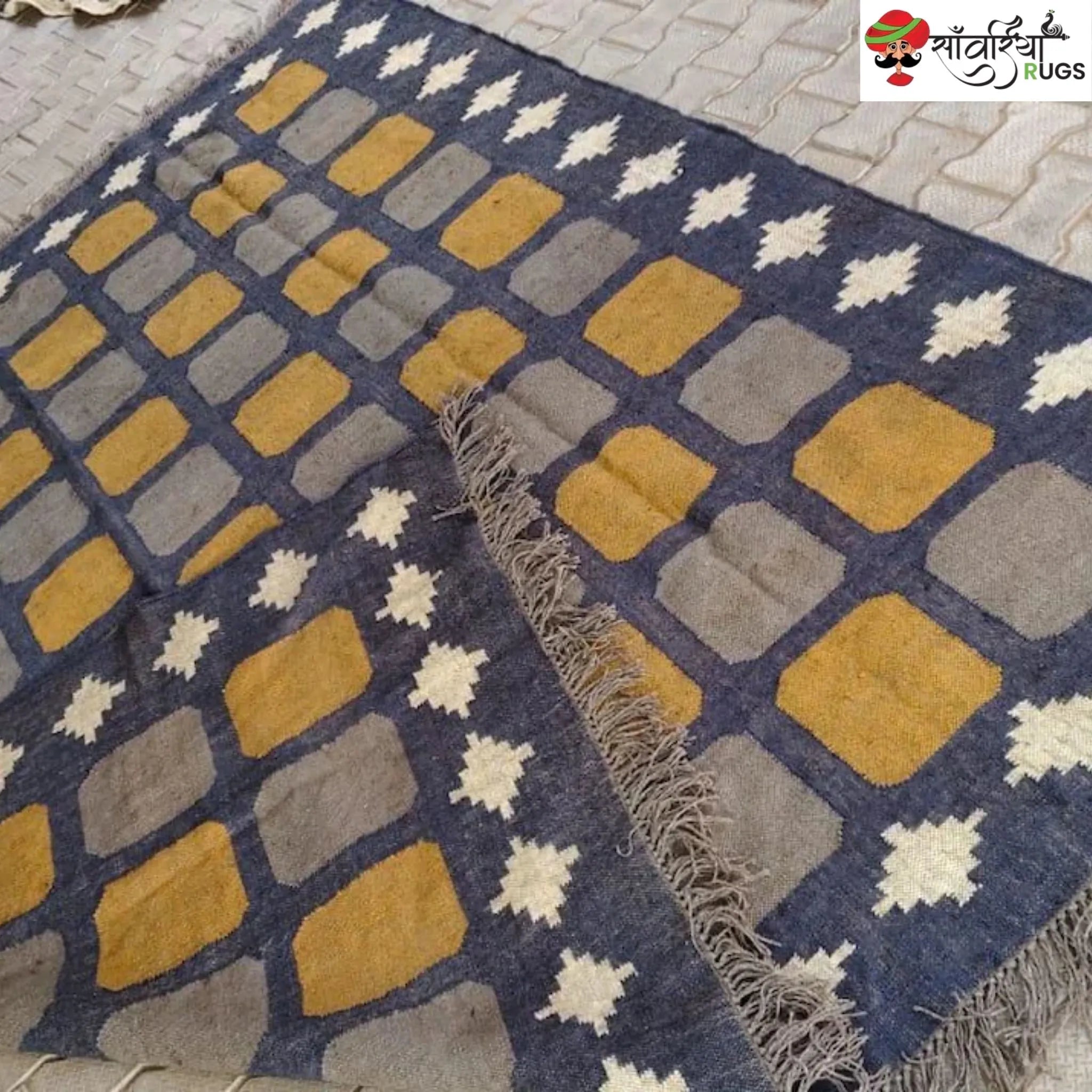 Handwoven Geometric Block Rug – Sanwariya Rugs