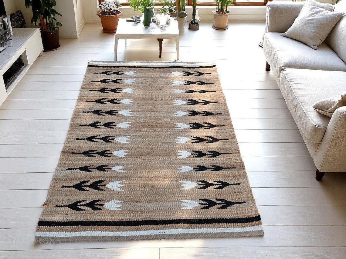 Handmade Hemp & Jute Flower Pattern Rug | Eco-Friendly Braided Area & Runner Rug