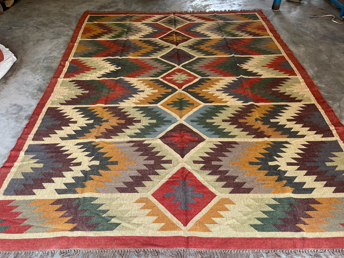 Handwoven Wool & Jute Kilim Rug – Traditional Indian Dhurrie