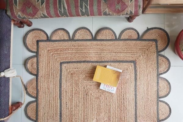 Scalloped Edge Hand Braided Jute Rectangle Rug with Custom Color Border
