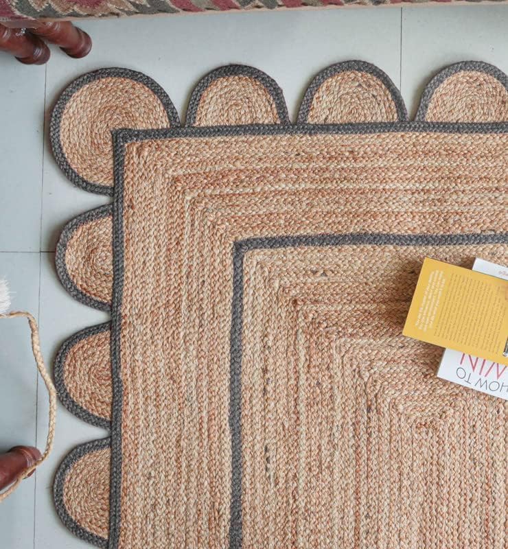 Scalloped Edge Hand Braided Jute Rectangle Rug with Custom Color Border