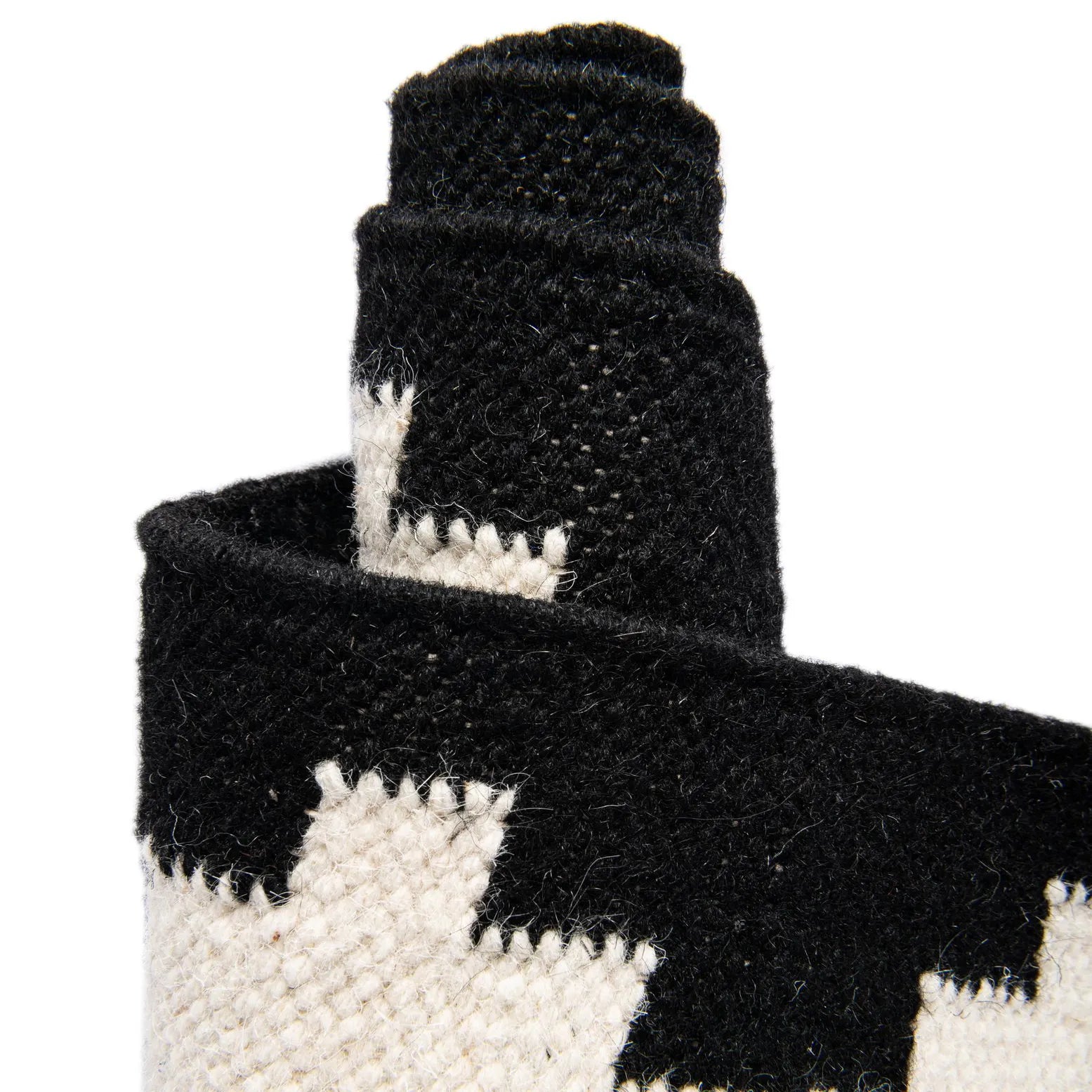 Black & White Jute Runner Rug – Eco-Friendly Hemp Fiber Hallway Carpet