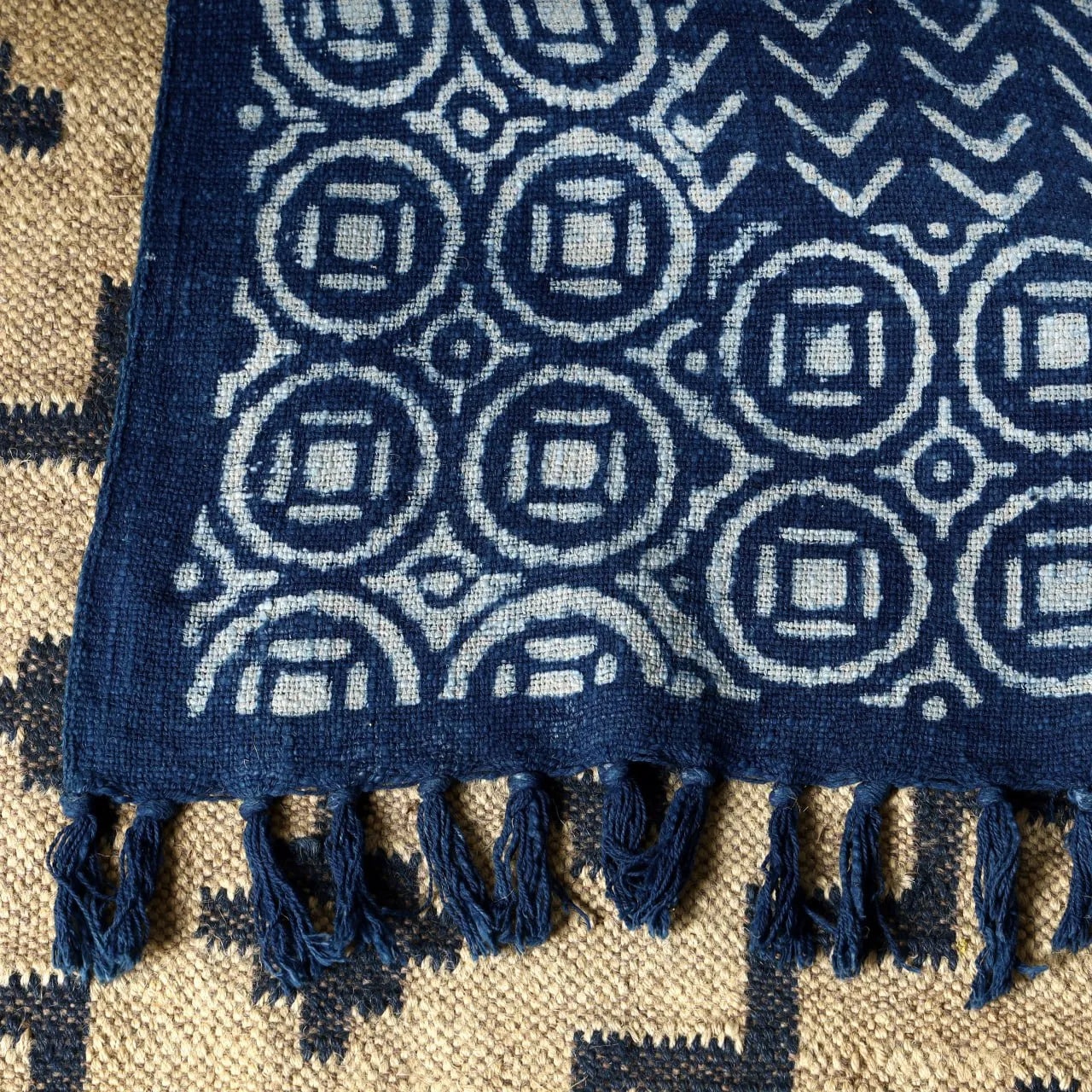 Indigo Geometric Cotton Throw Blanket – 50 x 70 | Sanwariya Rugs