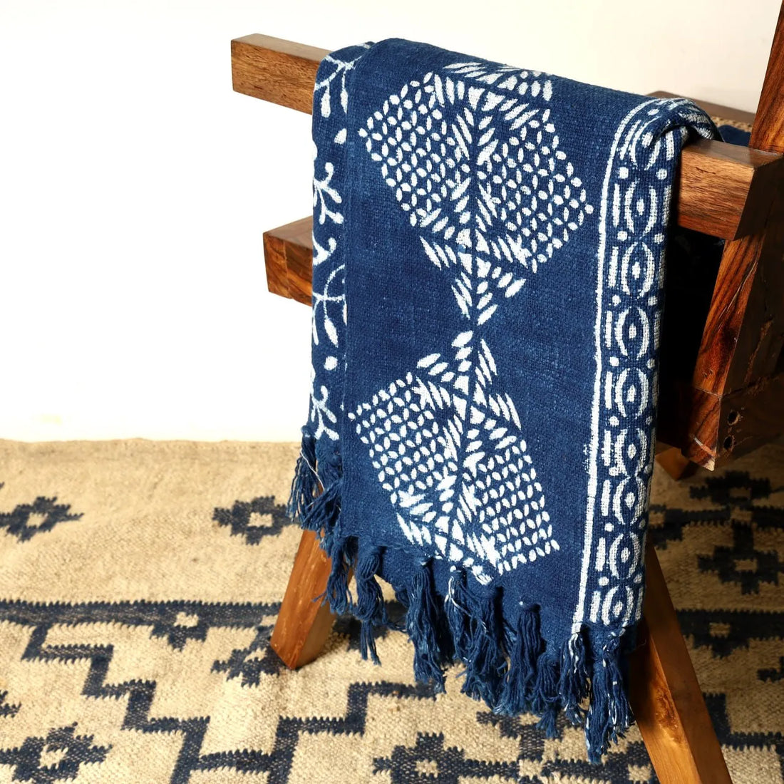 Navy Blue Botanical Throw Blanket with Fringe | Sanwariya Rugs