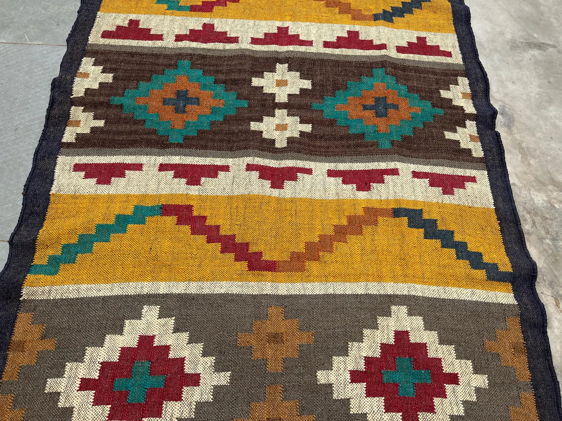 Handwoven Wool & Jute Kilim Rug – Traditional Indian Dhurrie Carpet