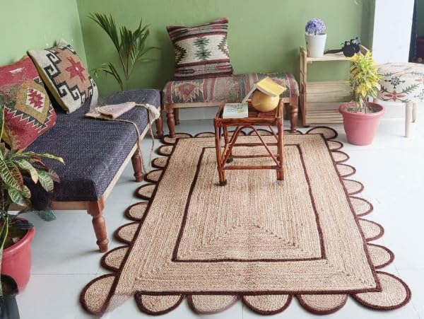 Scalloped Edge Hand Braided Jute Rectangle Rug with Custom Color Border