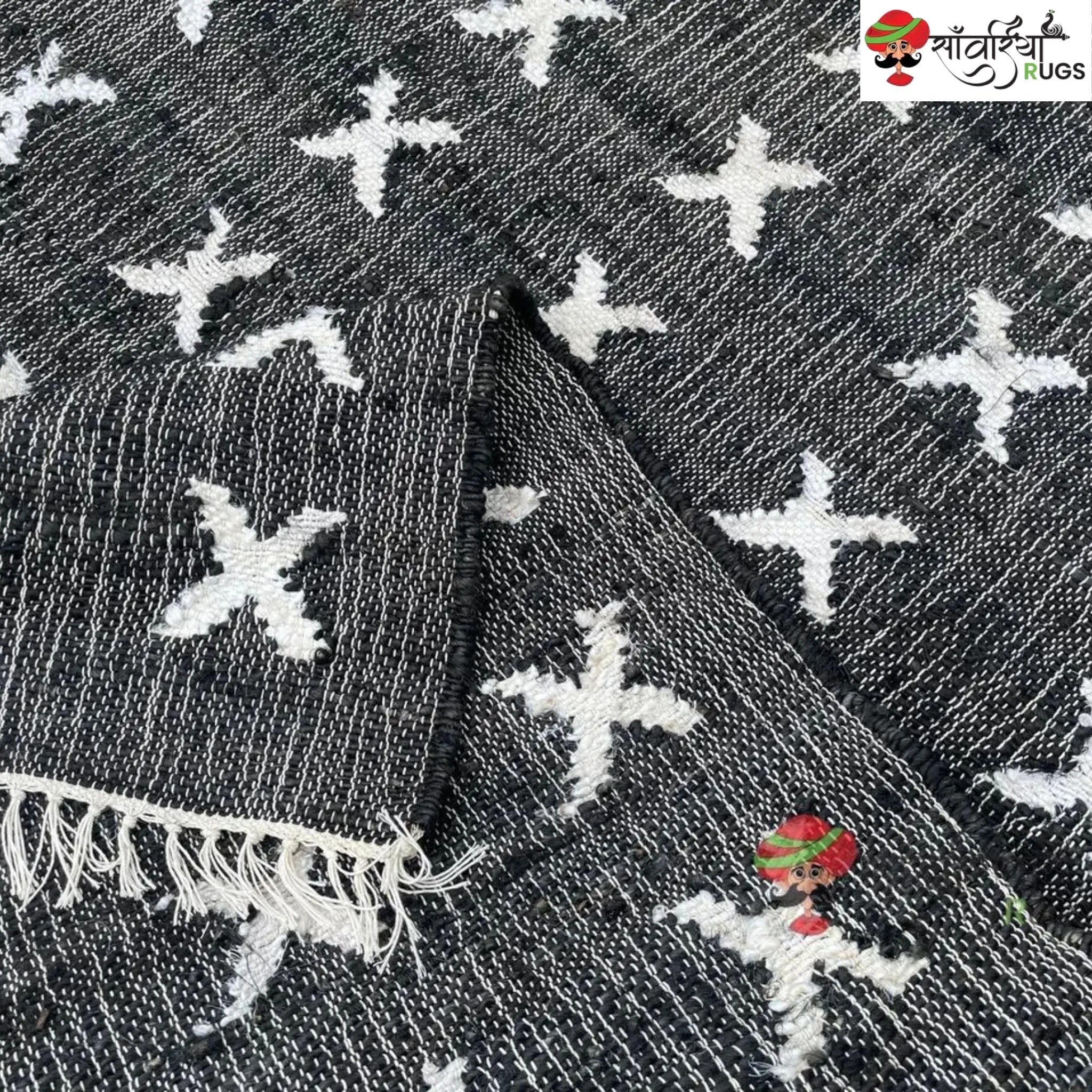 Sanwariya Rugs – Handwoven Jute Cotton Black & White Geometric Rug