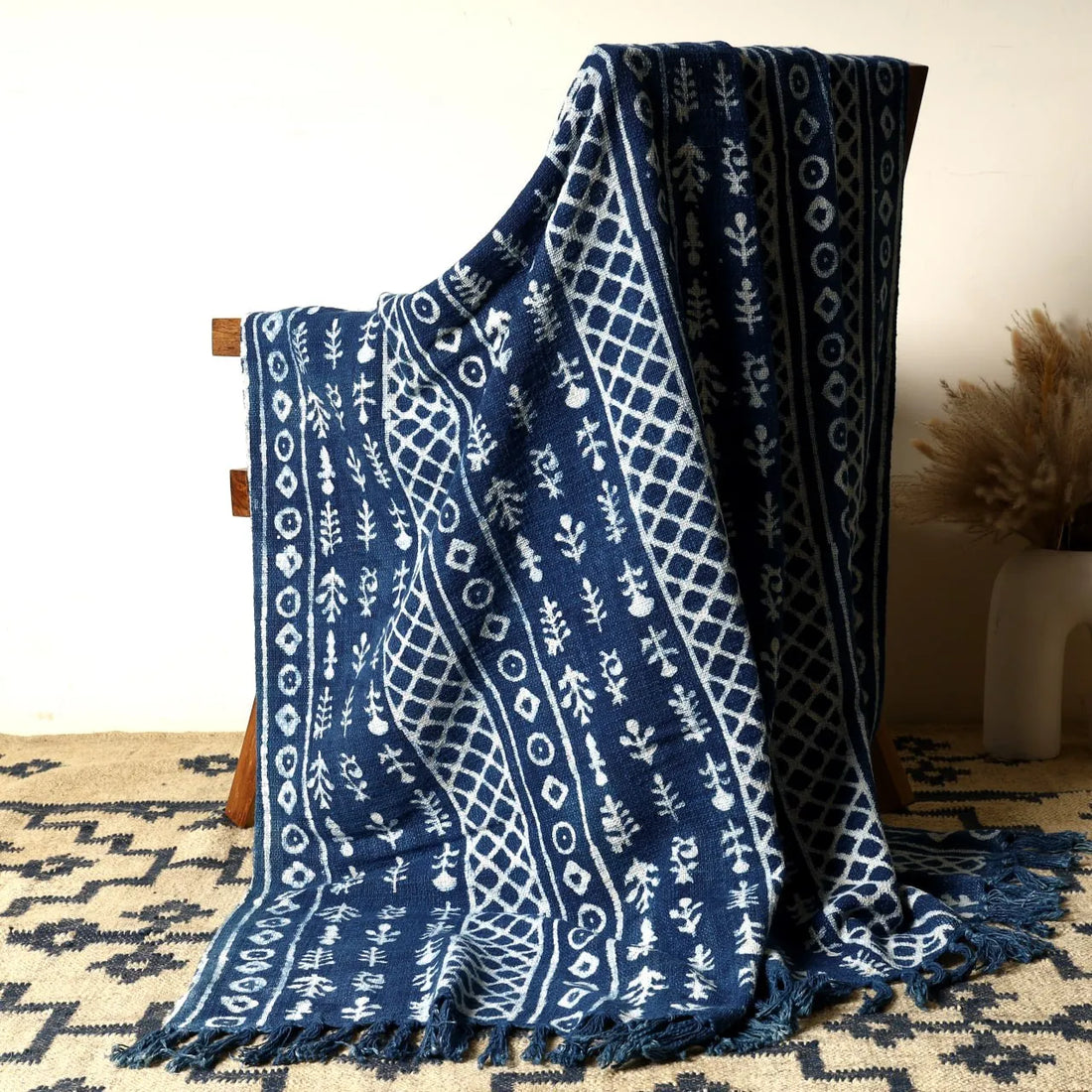 Sanwariya Rugs Cotton Throw Blanket, Indigo Botanical 50 x 70 Inch