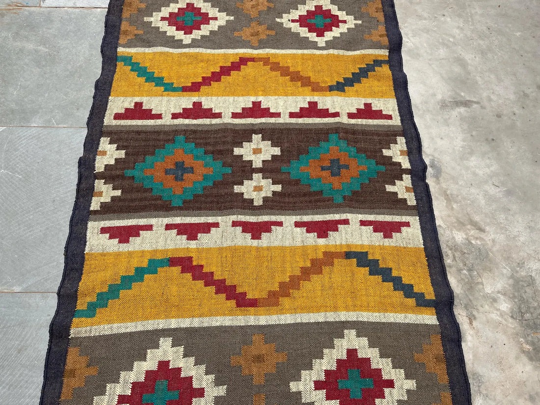 Handwoven Wool & Jute Kilim Rug – Traditional Indian Dhurrie Carpet