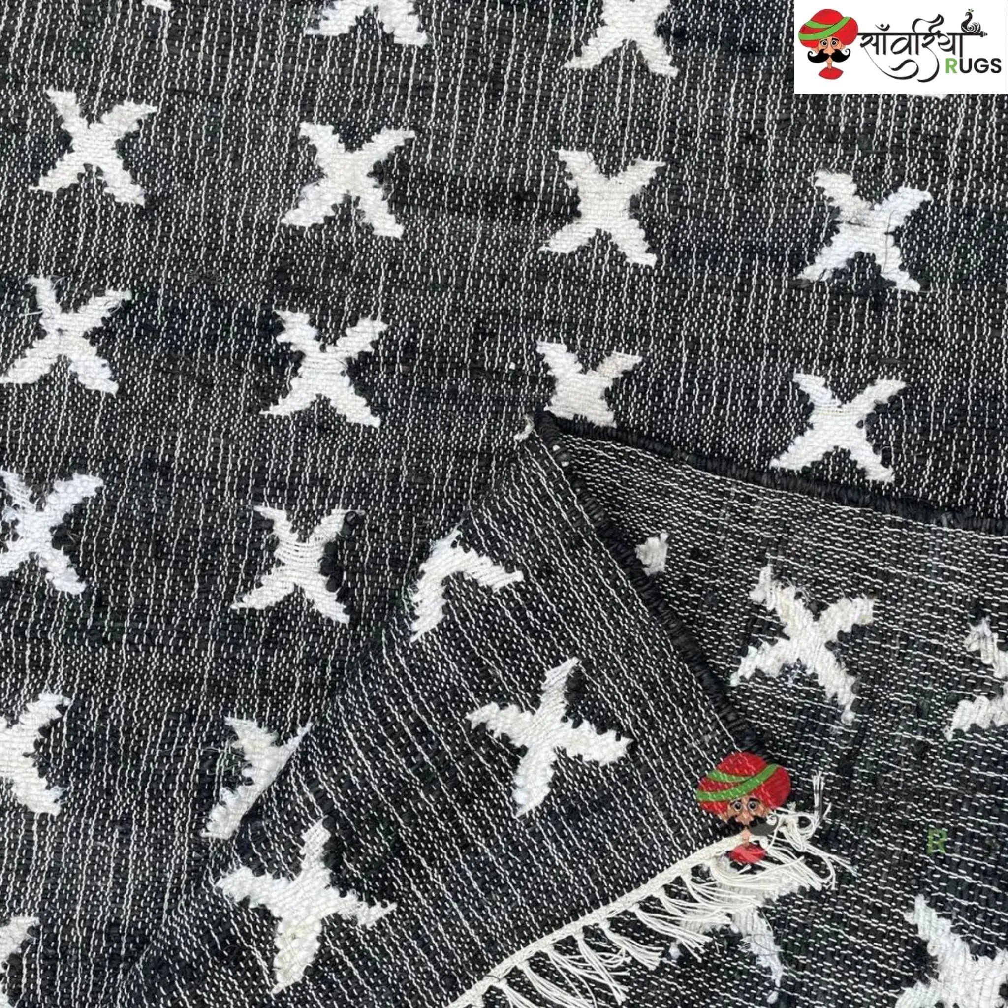 Sanwariya Rugs – Handwoven Jute Cotton Black & White Geometric Rug