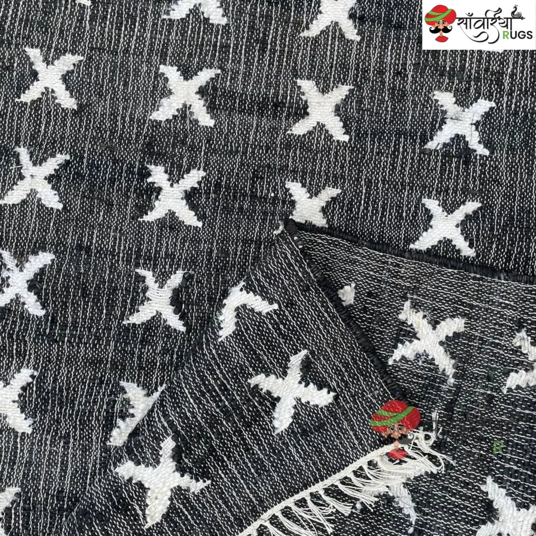 Sanwariya Rugs – Handwoven Jute Cotton Black & White Geometric Rug