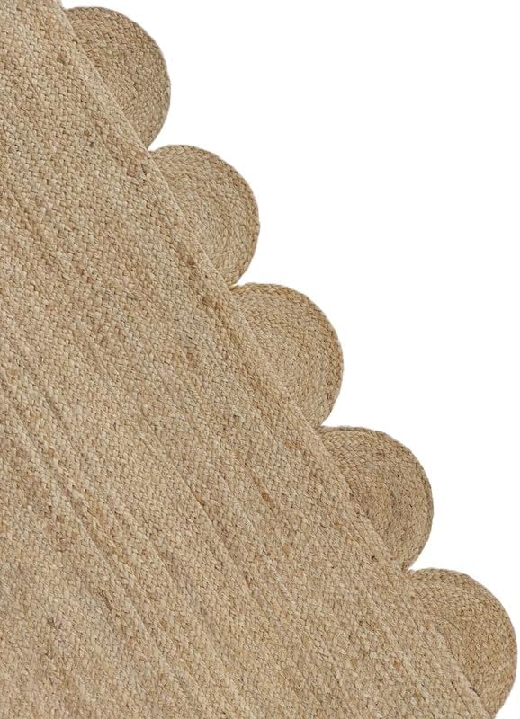 Handwoven Jute Rug – Scalloped Edge Rectangular Braided Decorative Rug