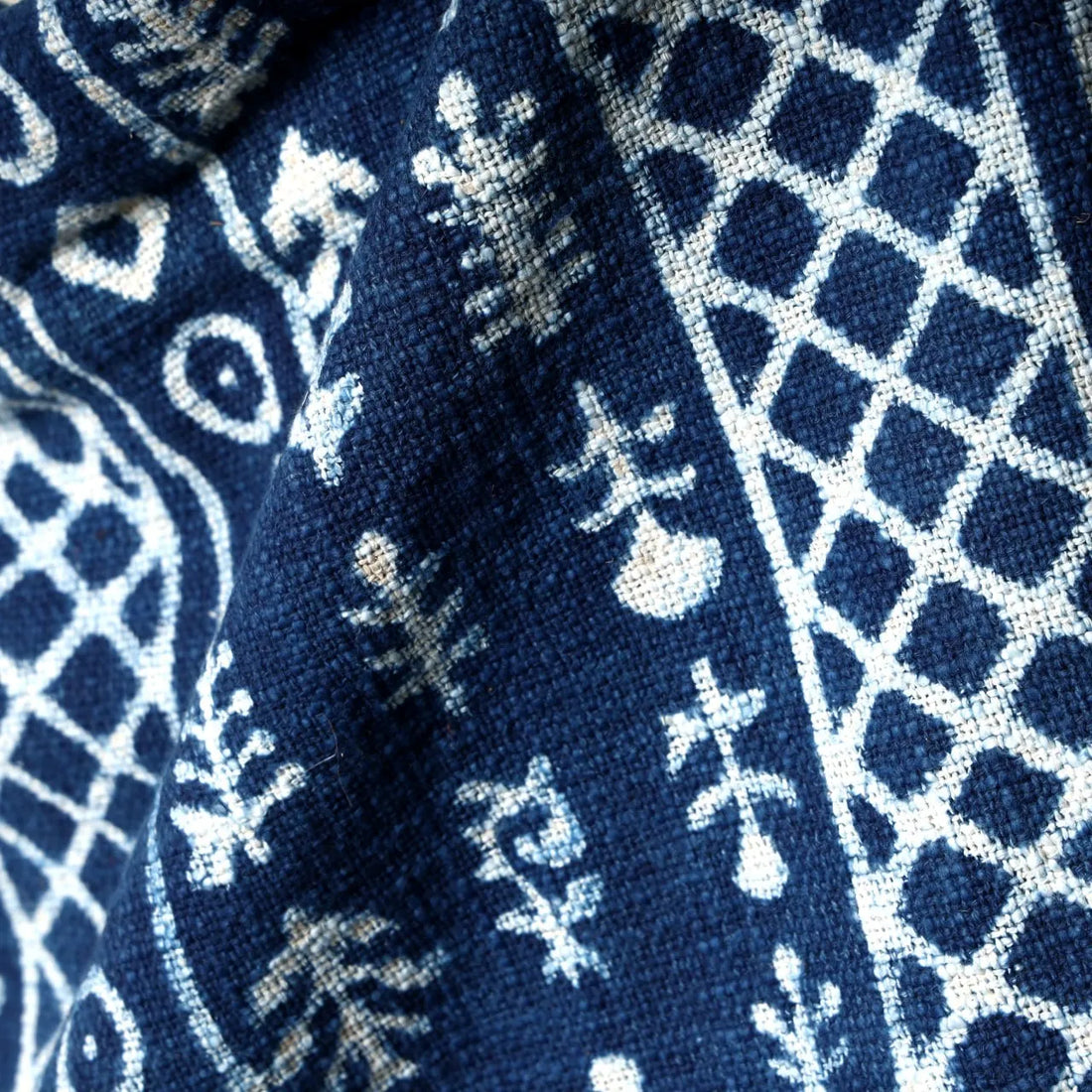 Sanwariya Rugs Cotton Throw Blanket, Indigo Botanical 50 x 70 Inch