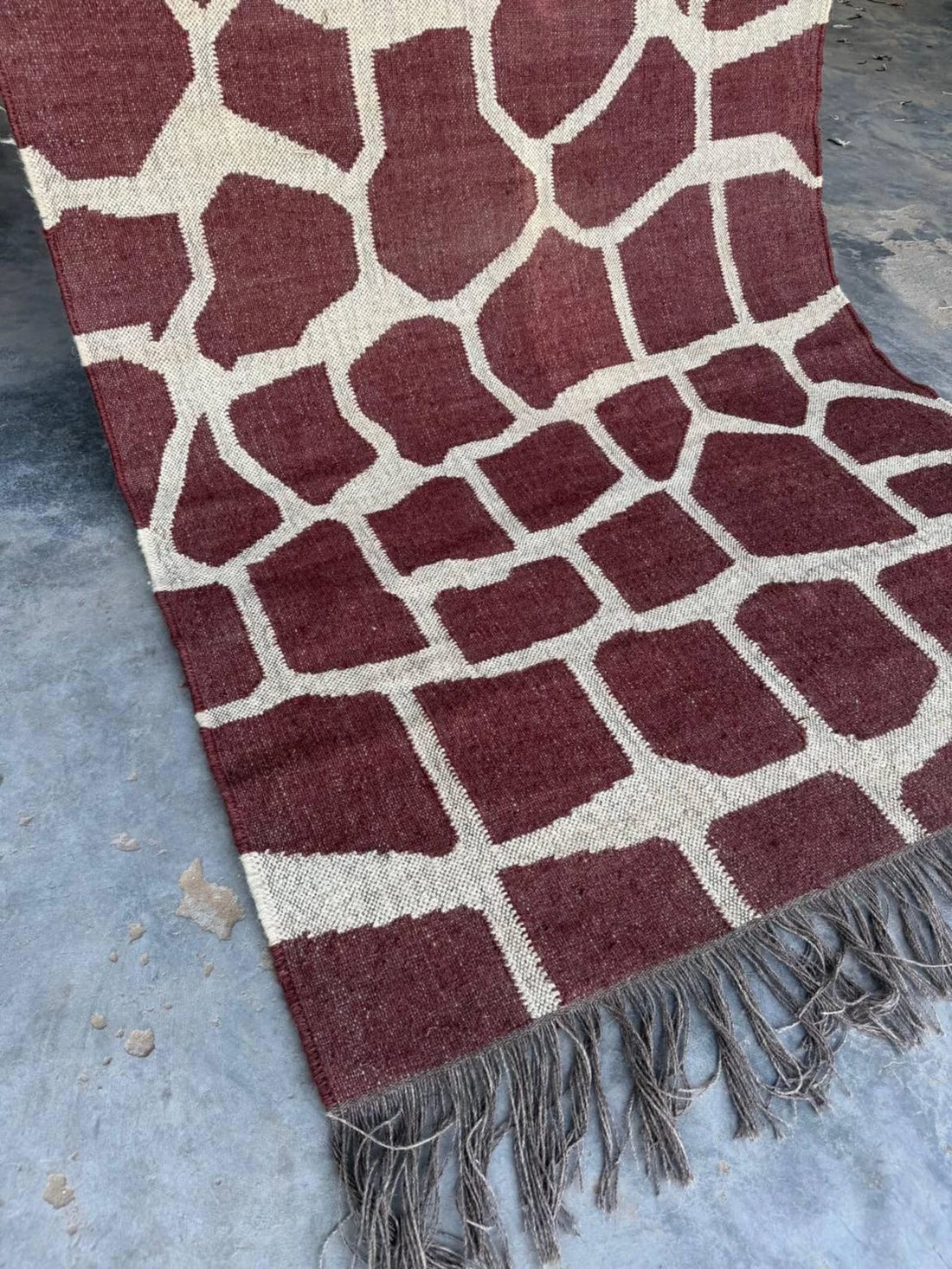 Handwoven Giraffe Print Wool Jute Rug | Modern Safari Flatweave Area Rug | Handmade Boho Kilim Carpet | Brown Neutral Living Room Rug