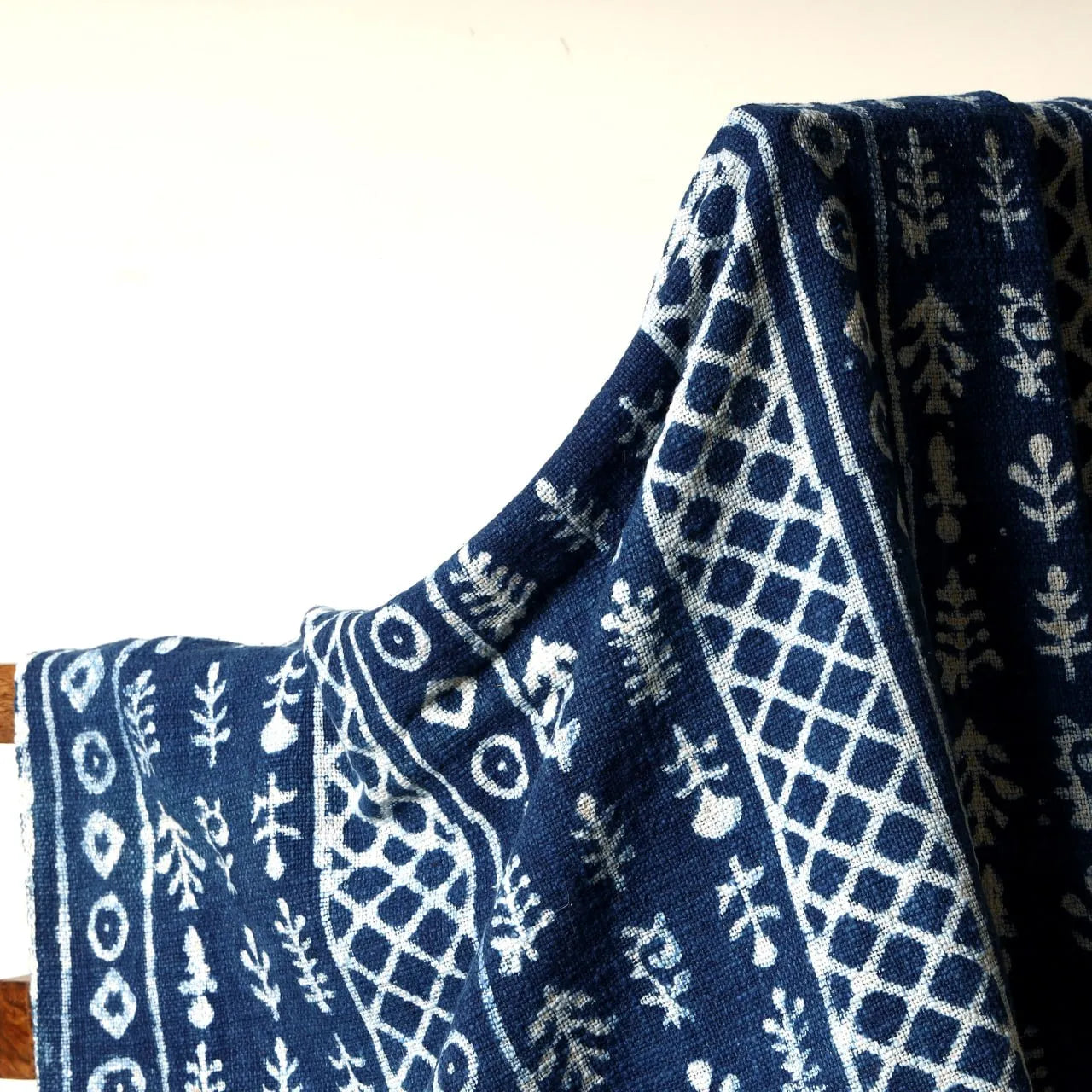Sanwariya Rugs Cotton Throw Blanket, Indigo Botanical 50 x 70 Inch