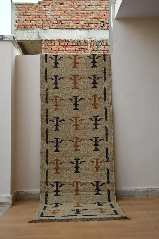 Beige Botanical Wool & Jute Kilim Runner Rug – Black & Rust