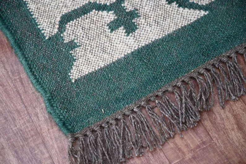 Beige Floral Wool & Jute Kilim Runner Rug – Green & Berry Pink