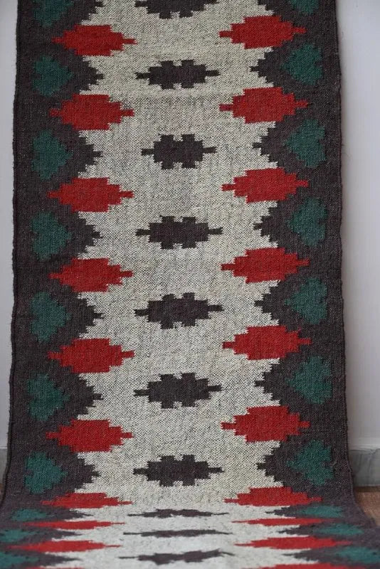 Beige Geometric Wool & Jute Kilim Runner Rug – Red & Green