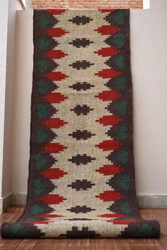 Beige Geometric Wool & Jute Kilim Runner Rug – Red & Green