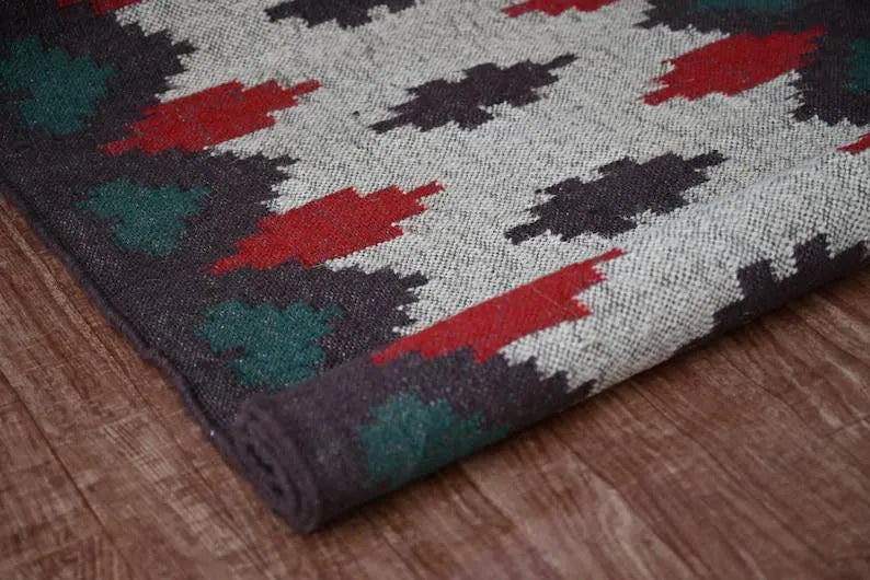 Beige Geometric Wool & Jute Kilim Runner Rug – Red & Green