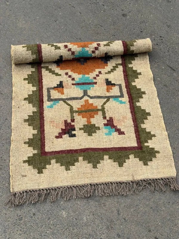 Olive Stepped-Border Kilim Runner – Handwoven Wool Jute Floral Medallion Rug