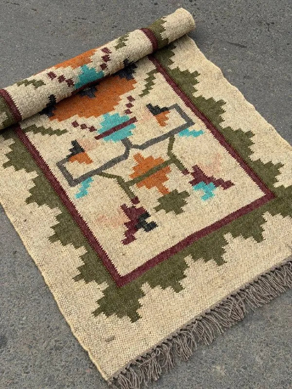 Olive Stepped-Border Kilim Runner – Handwoven Wool Jute Floral Medallion Rug