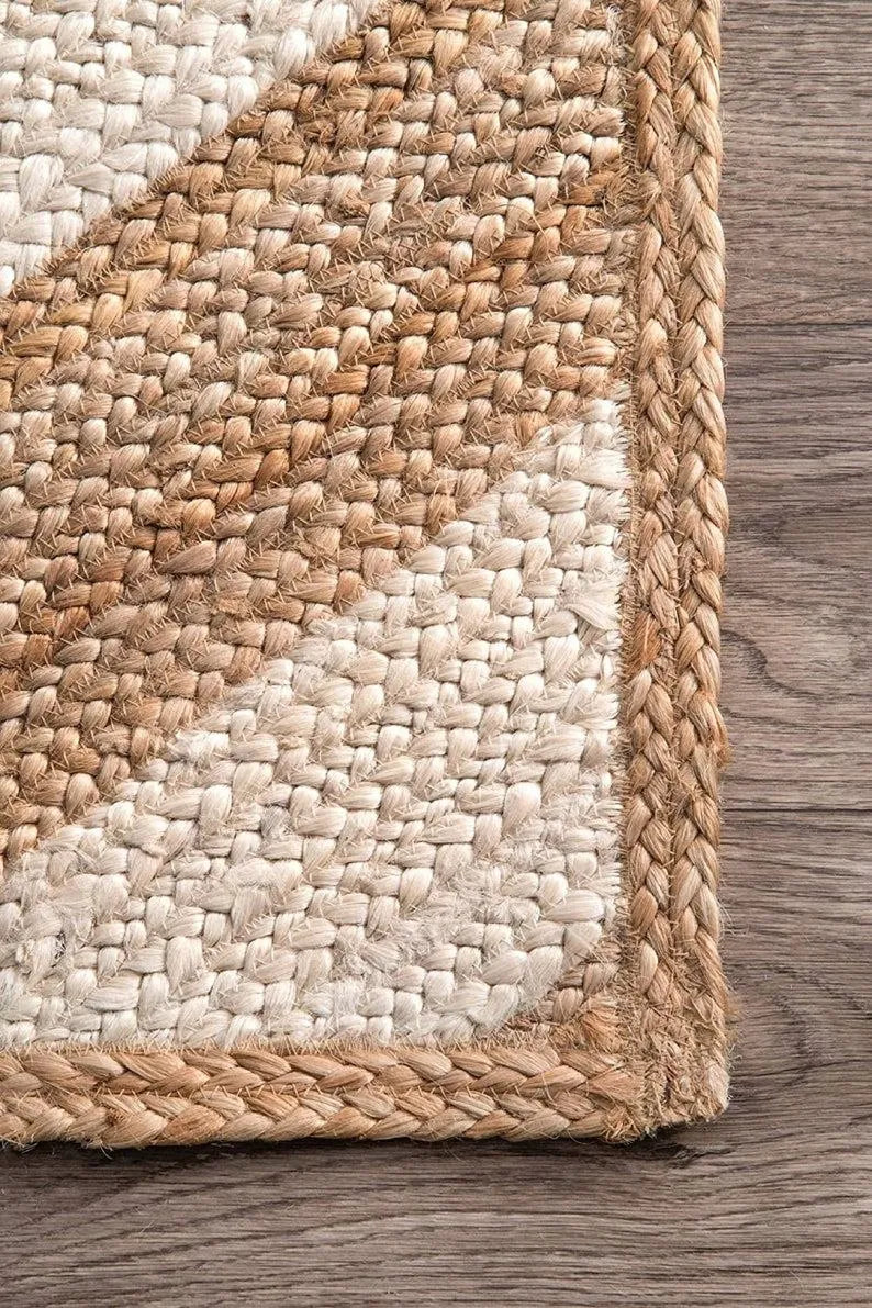 Beige and White Geometric Jute Rug – Handmade Zigzag Area Rug for Modern Homes
