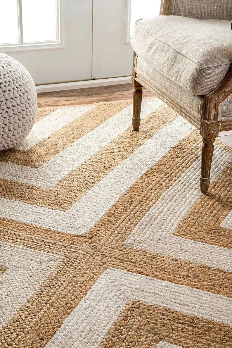 Beige and White Geometric Jute Rug – Handmade Zigzag Area Rug for Modern Homes