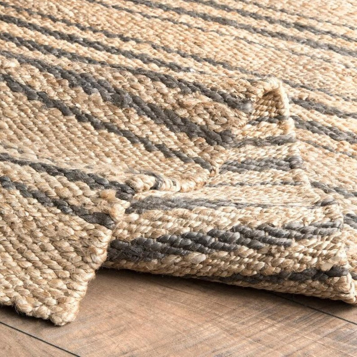 Handwoven Natural Jute Area Rug – Eco-Friendly Flatweave