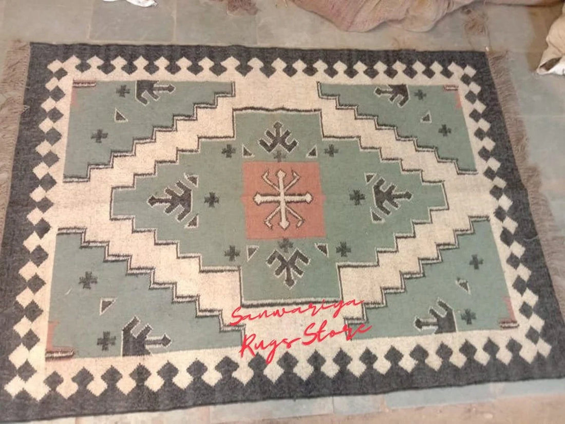 Handwoven Wool and Jute Kilim Rug – Traditional Indian Flatweave Dhurrie