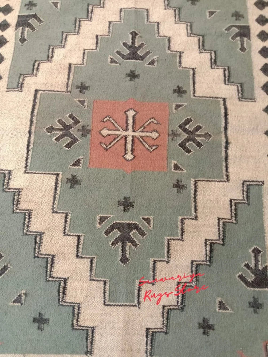 Handwoven Wool and Jute Kilim Rug – Traditional Indian Flatweave Dhurrie