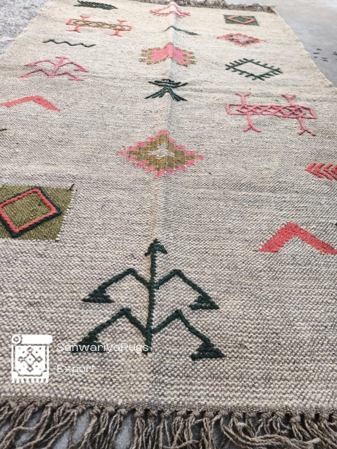 Handwoven Wool Jute Kilim Rug – Traditional Indian Dhurrie