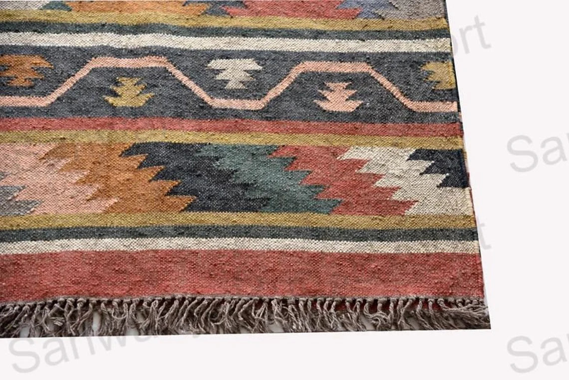 Handmade Wool Kilim Rug – Modern Egyptian Design Dhurrie