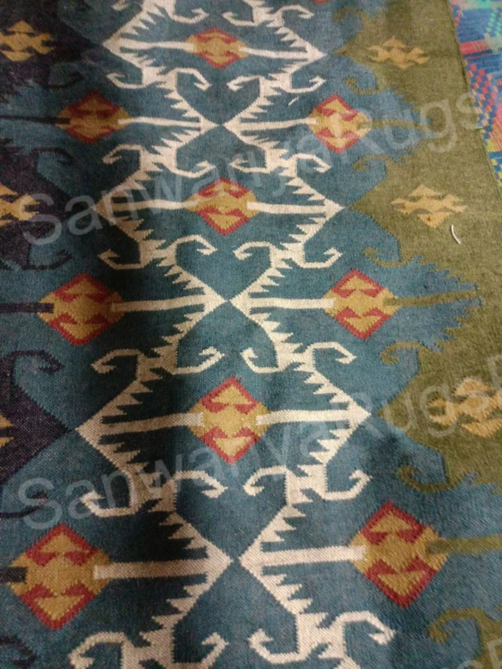 Handwoven Wool Jute Vintage Accent Rug