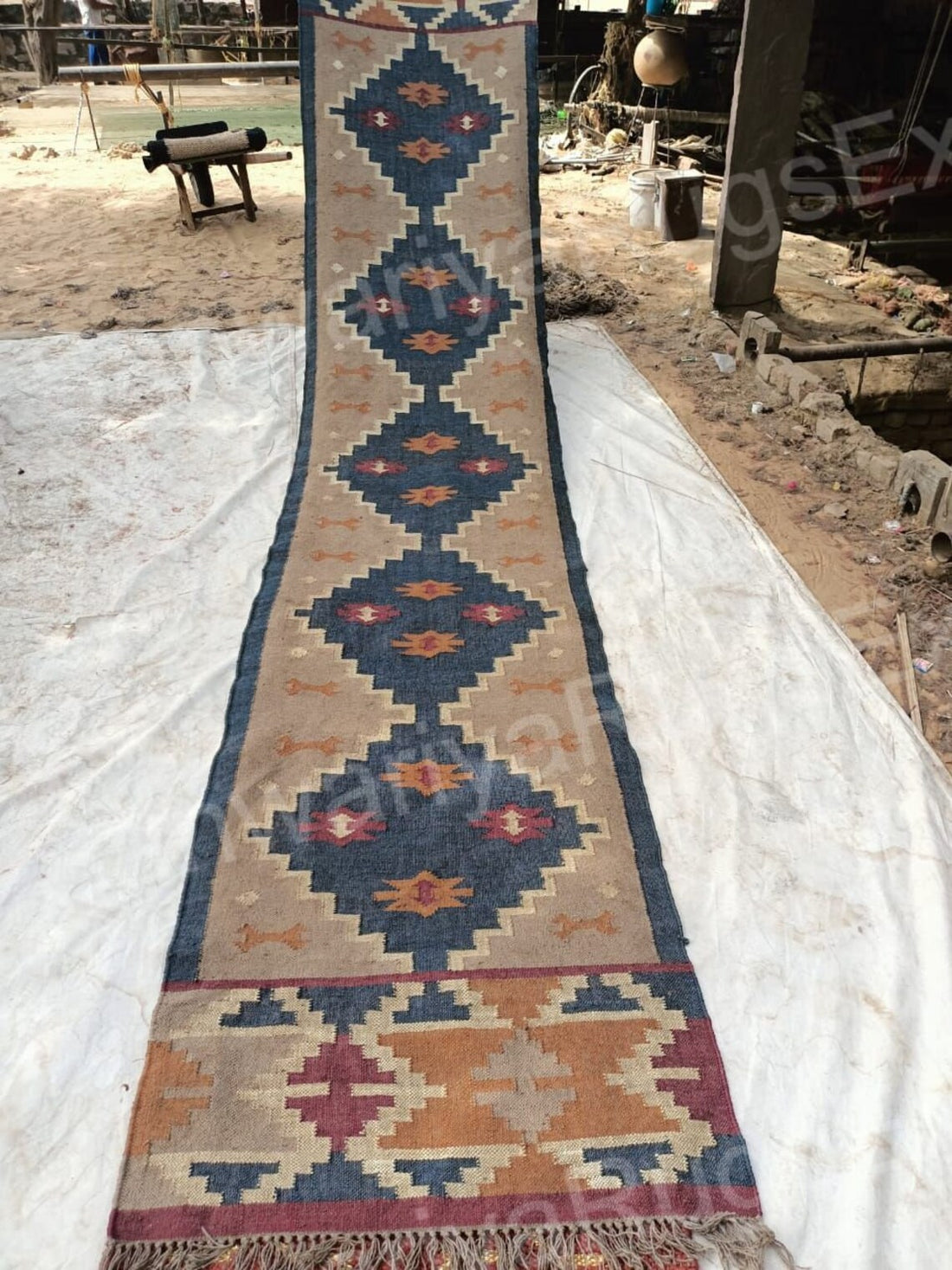 Natural Black Diamond Wool Jute Braided Runner – Handmade Dhurrie