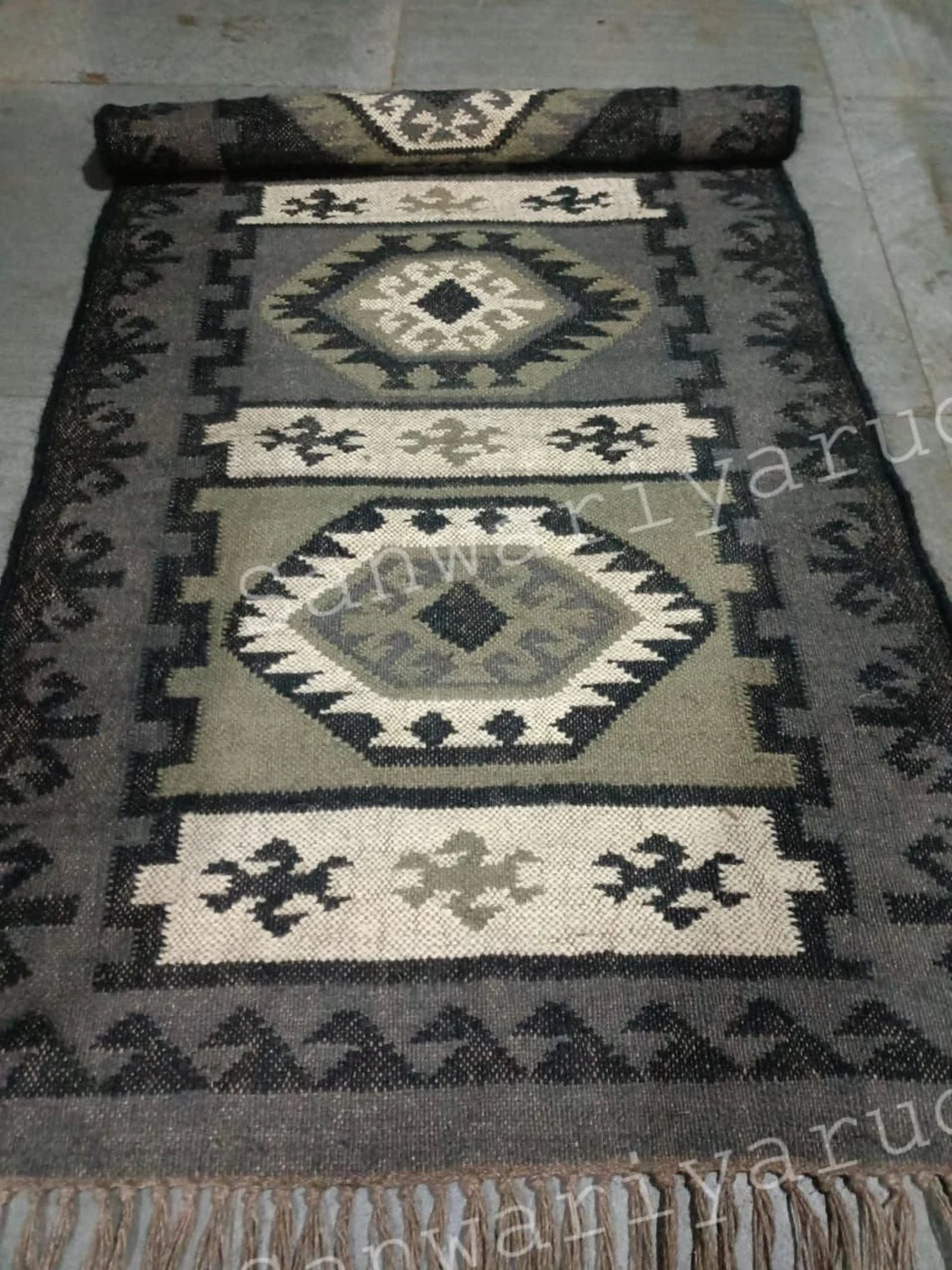 Handwoven Wool Jute Kilim Rug – Bohemian Flatweave Dhurrie