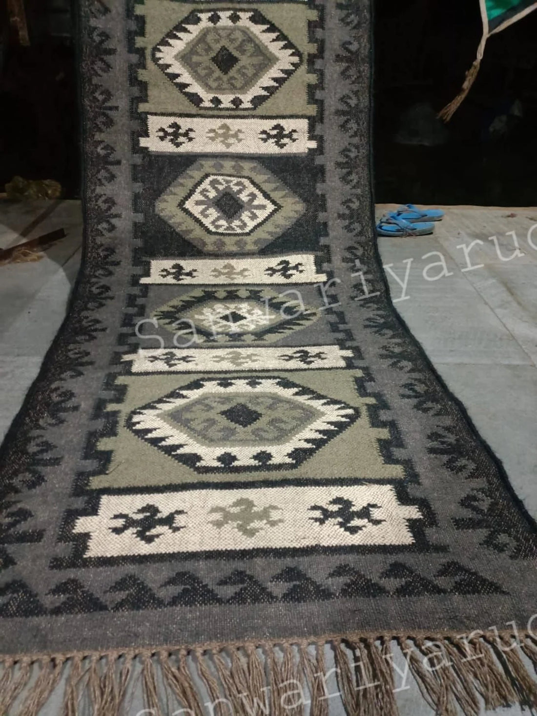 Handwoven Wool Jute Kilim Rug – Bohemian Flatweave Dhurrie