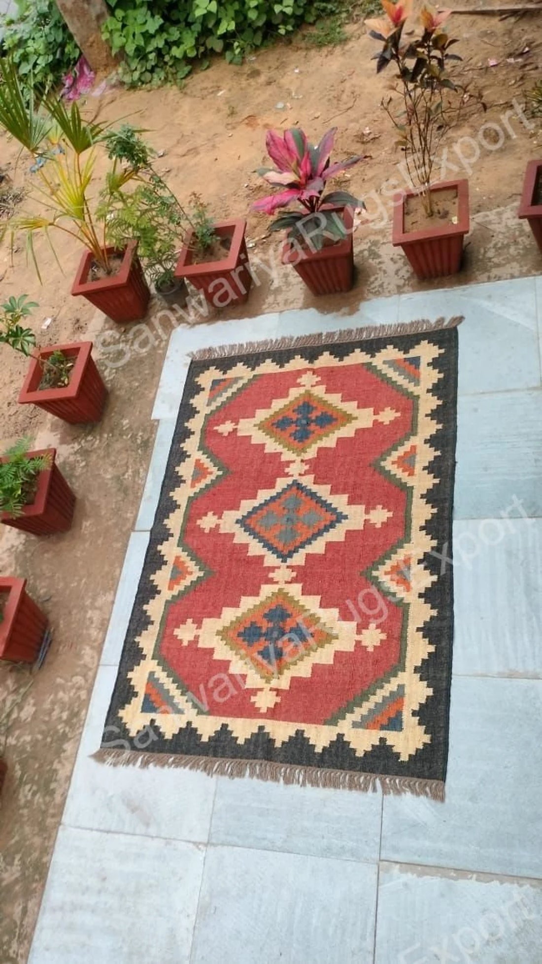 Jute Rug Handmade Large Area Rug – Black & Natural Cross Star Pattern