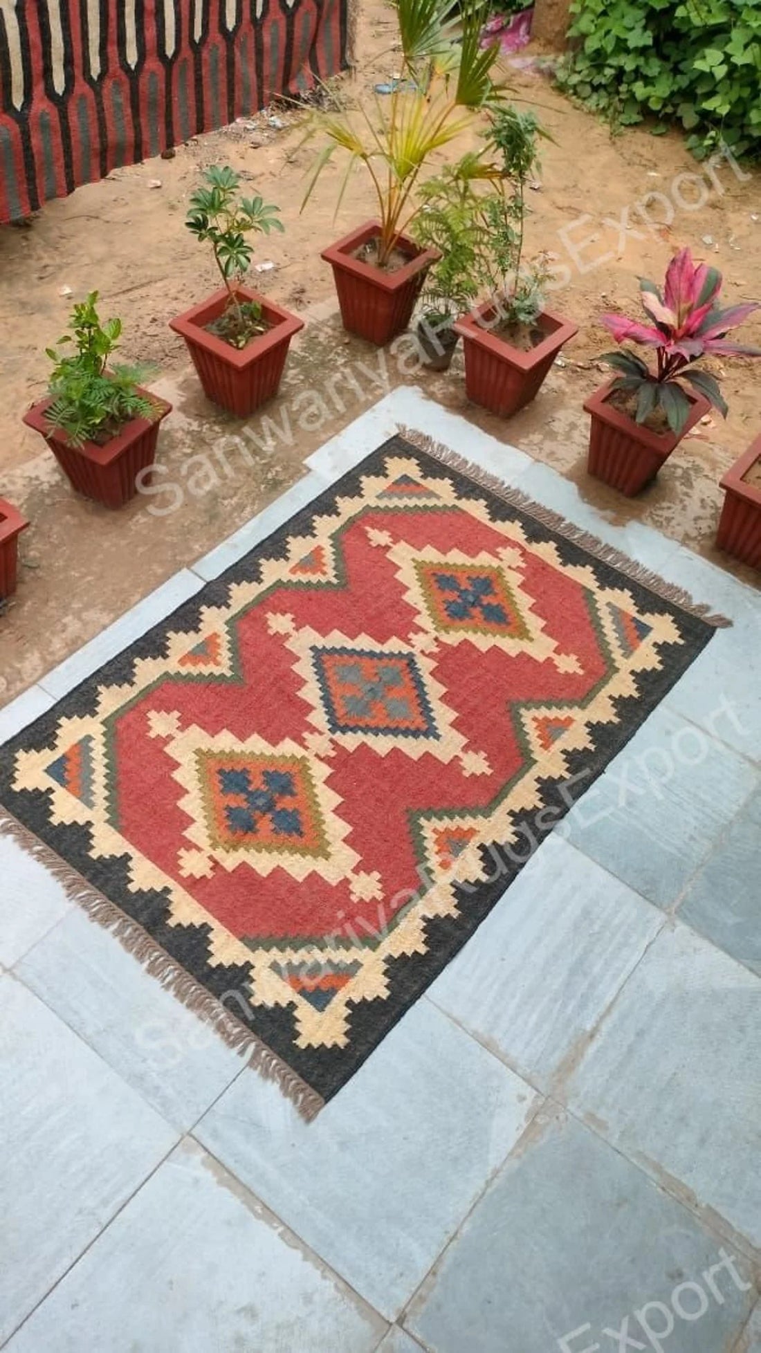 Jute Rug Handmade Large Area Rug – Black & Natural Cross Star Pattern