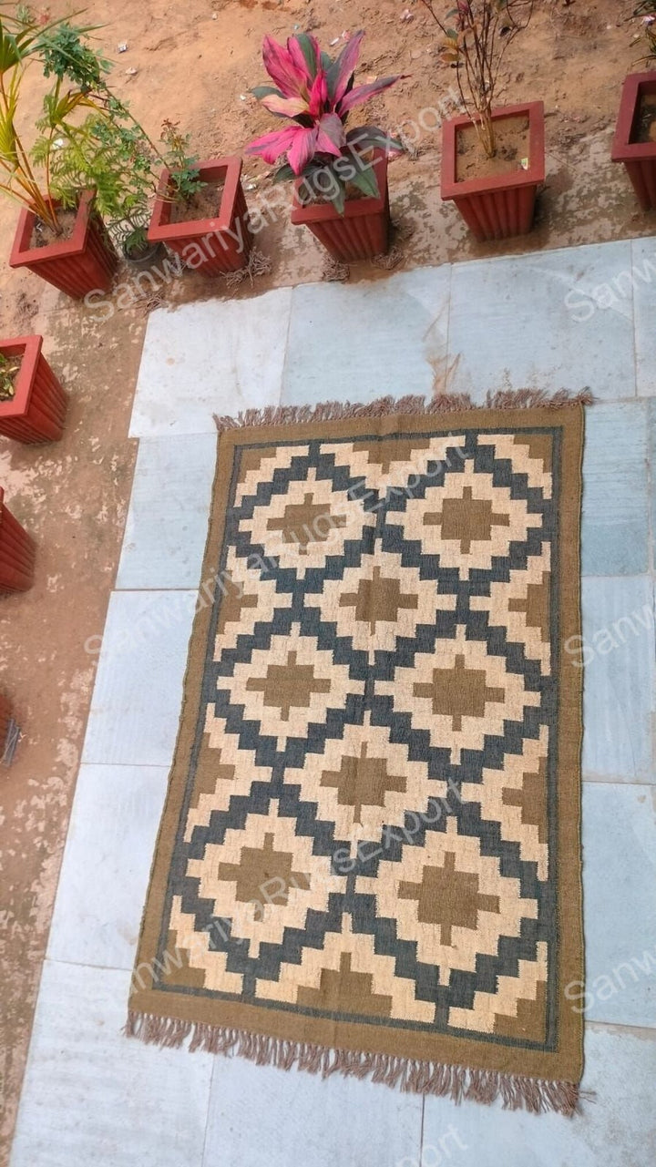 Handwoven Wool-Jute Boho Kilim Rug