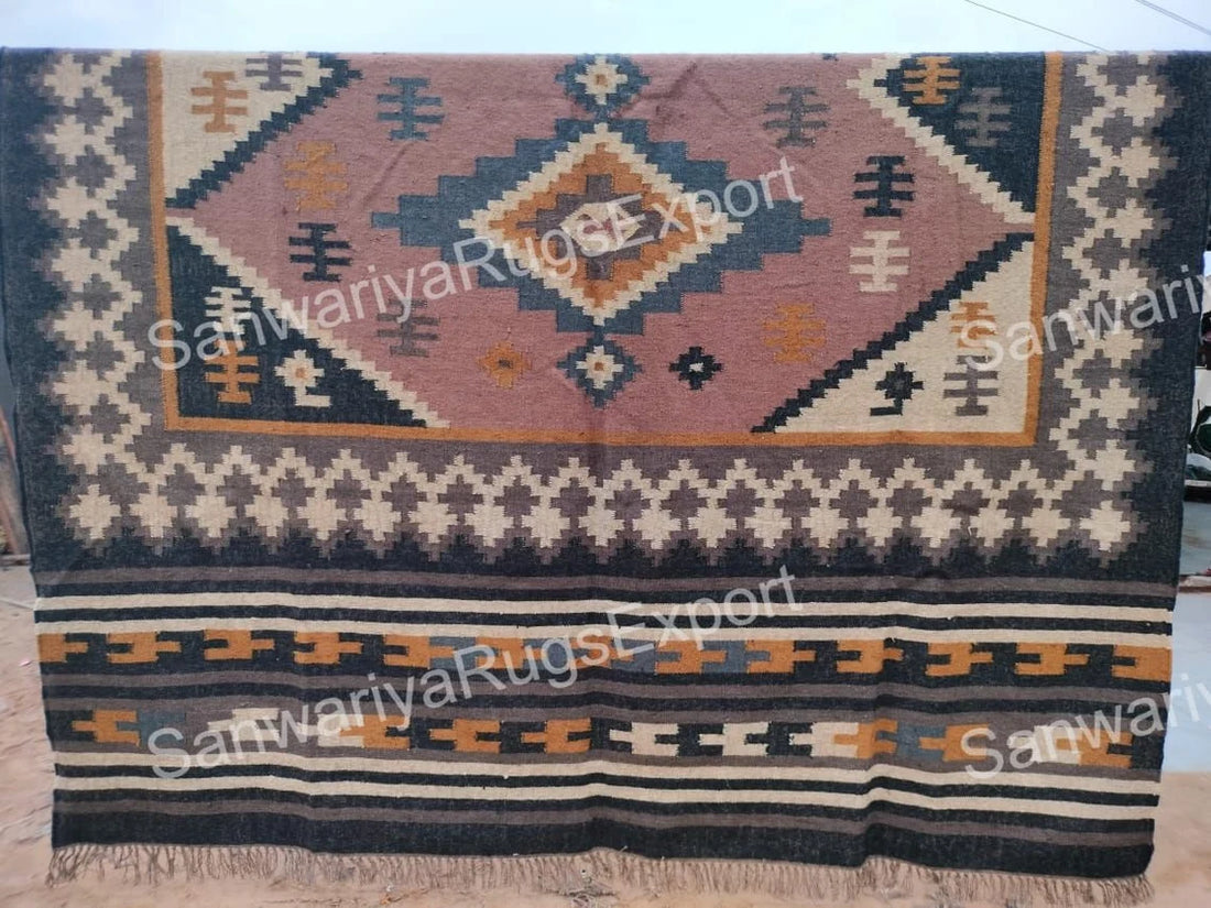 Handwoven Wool Jute Kilim Rug – Oriental Geometric Pattern