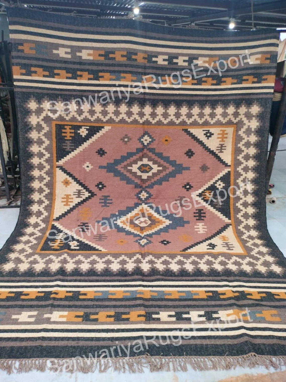 Handwoven Wool Jute Kilim Rug – Oriental Geometric Pattern