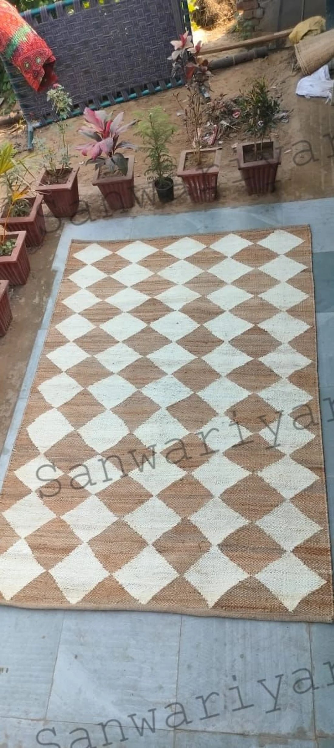 Handwoven Hemp Jute Rug – Natural & White Checkerboard