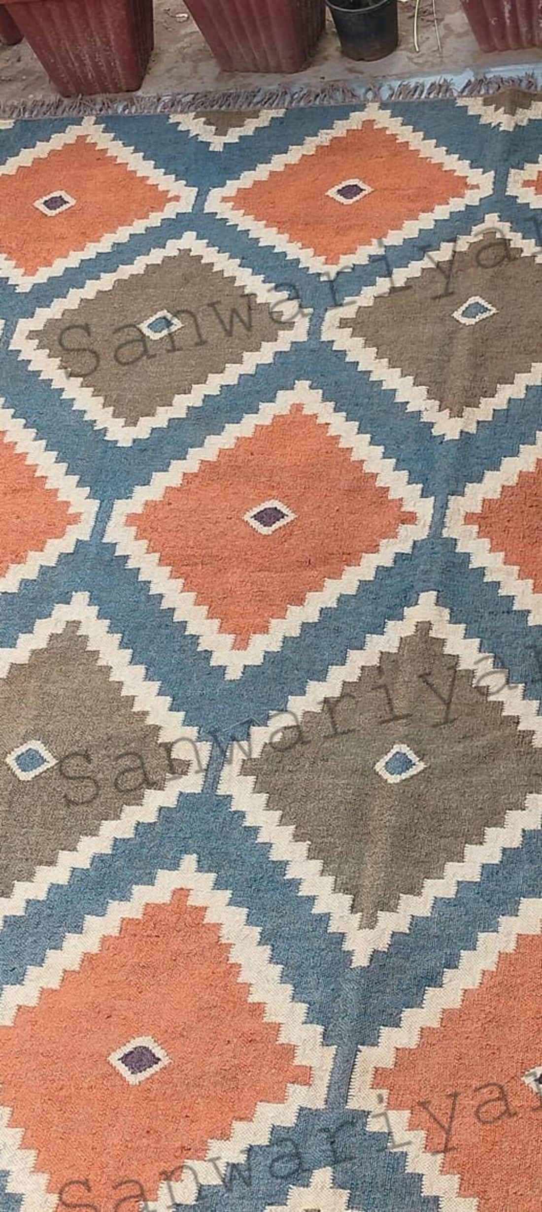 Handwoven Kilim Wool Jute Area Rug with Traditional Geometric Patterns